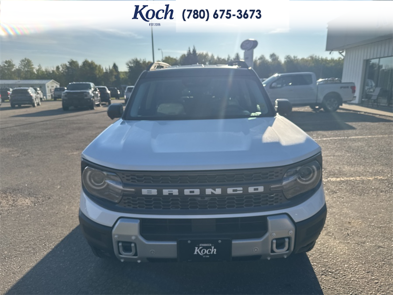 NEW 2026 Ford Bronco Sport Badlands - Oxford White Exterior / DARK SPACE GREY, LEATHER-TRIMMED FRONT SPORT CONTOUR BUCKET SEAT Interior - $50,430 - Stock #A26244 - VIN 3FMCR9DA7TRF11618 - Photo 16