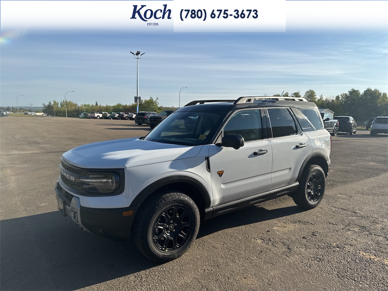 NEW 2026 Ford Bronco Sport Badlands - Oxford White Exterior / DARK SPACE GREY, LEATHER-TRIMMED FRONT SPORT CONTOUR BUCKET SEAT Interior - $50,430 - Stock #A26244 - VIN 3FMCR9DA7TRF11618 - Photo 4