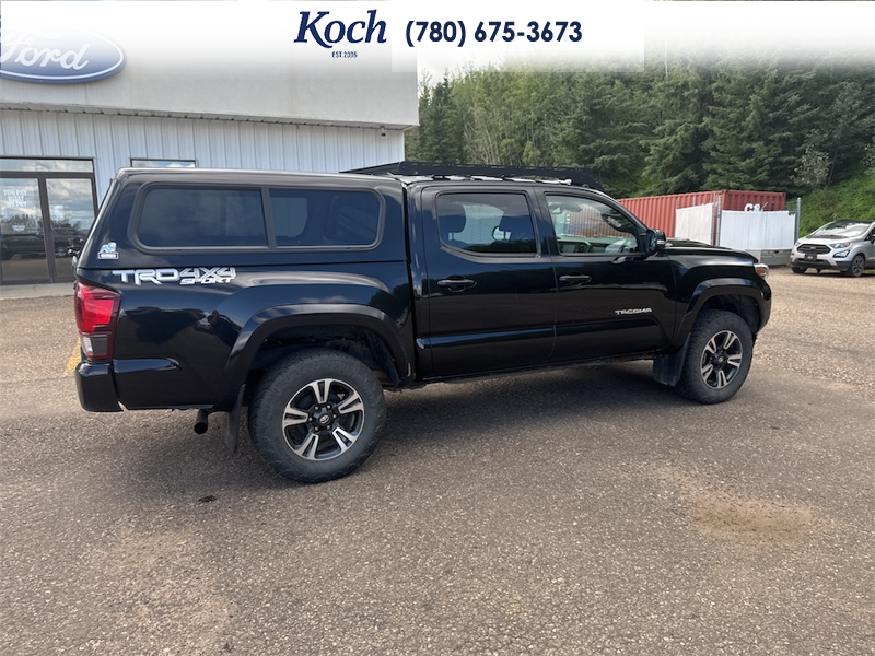 USED 2019 Toyota Tacoma 4x4 Double Cab SR5 - $45,500 - Stock #A26196A - VIN 5TFCZ5AN9KX200654 - Photo 12