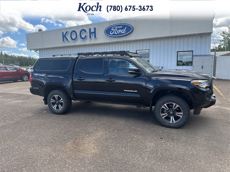 USED 2019 Toyota Tacoma 4x4 Double Cab SR5 - $45,500 - Stock #A26196A - VIN 5TFCZ5AN9KX200654 - Photo 14