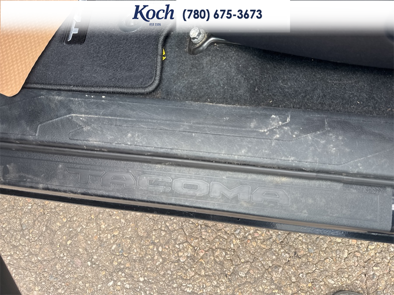 USED 2019 Toyota Tacoma 4x4 Double Cab SR5 - $45,500 - Stock #A26196A - VIN 5TFCZ5AN9KX200654 - Photo 34