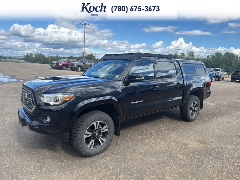 USED 2019 Toyota Tacoma 4x4 Double Cab SR5 - $45,500 - Stock #A26196A - VIN 5TFCZ5AN9KX200654 - Photo 5