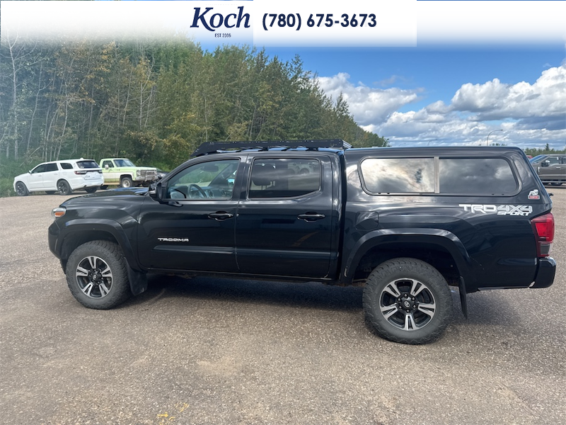 USED 2019 Toyota Tacoma 4x4 Double Cab SR5 - $45,500 - Stock #A26196A - VIN 5TFCZ5AN9KX200654 - Photo 8