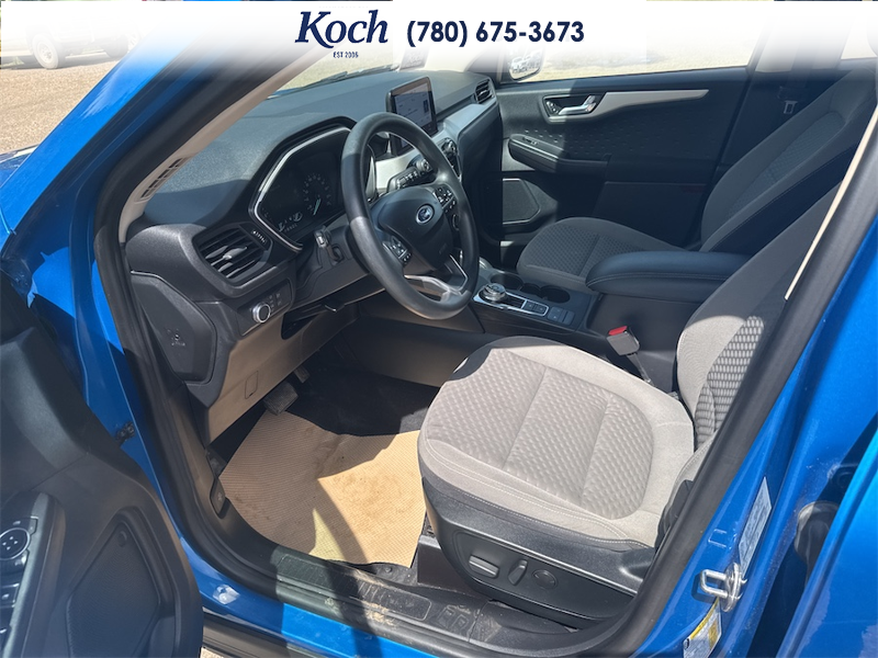 USED 2020 Ford Escape SE 4WD - Blue Exterior - $19,995 - Stock #AR616 - VIN 1FMCU9G68LUA38231 - Photo 17