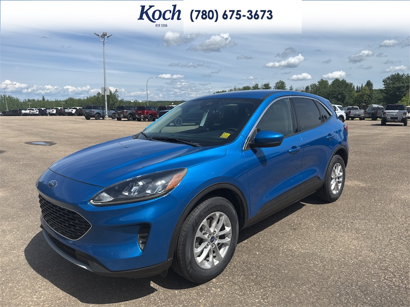 USED 2020 Ford Escape SE 4WD - Blue Exterior - $19,995 - Stock #AR616 - VIN 1FMCU9G68LUA38231 - Photo 4