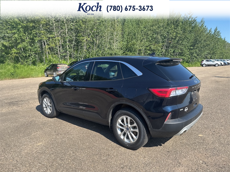 USED 2021 Ford Escape SE AWD - Antimatter Blue Metallic Exterior - $23,995 - Stock #A26189A - VIN 1FMCU9G69MUA20810 - Photo 3