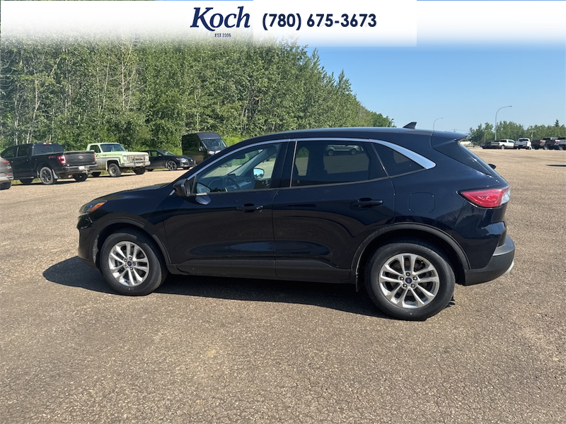 USED 2021 Ford Escape SE AWD - Antimatter Blue Metallic Exterior - $23,995 - Stock #A26189A - VIN 1FMCU9G69MUA20810 - Photo 8
