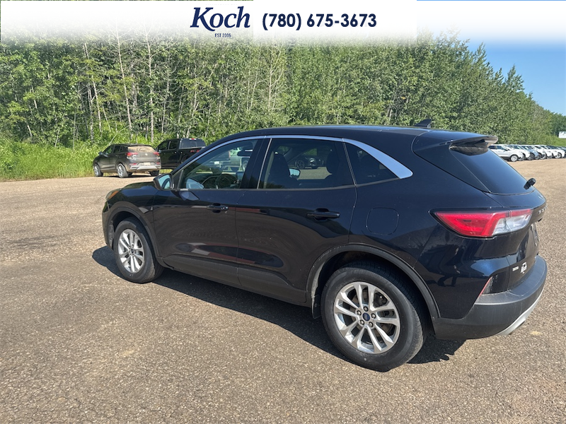 USED 2021 Ford Escape SE AWD - Antimatter Blue Metallic Exterior - $23,995 - Stock #A26189A - VIN 1FMCU9G69MUA20810 - Photo 9