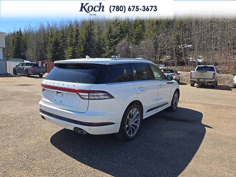 USED 2021 Lincoln Aviator Grand Touring - White Exterior - $59,995 - Stock #AR601 - VIN 5LMYJ8XY1MNL01629 - Photo 2