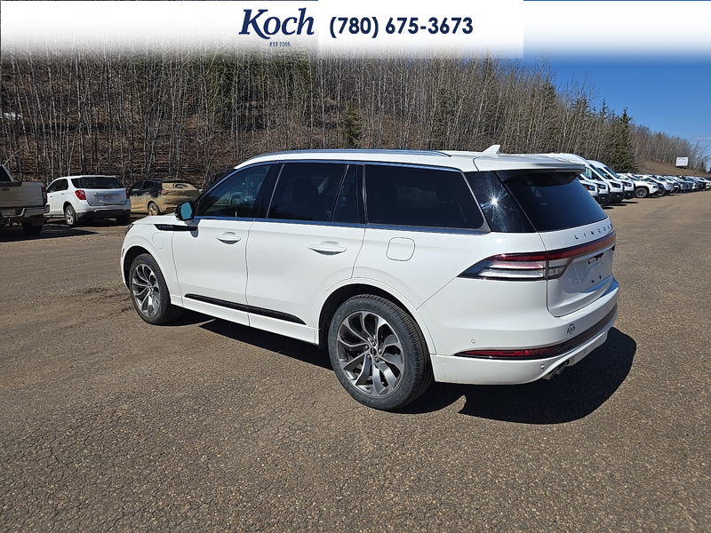 USED 2021 Lincoln Aviator Grand Touring - White Exterior - $59,995 - Stock #AR601 - VIN 5LMYJ8XY1MNL01629 - Photo 9