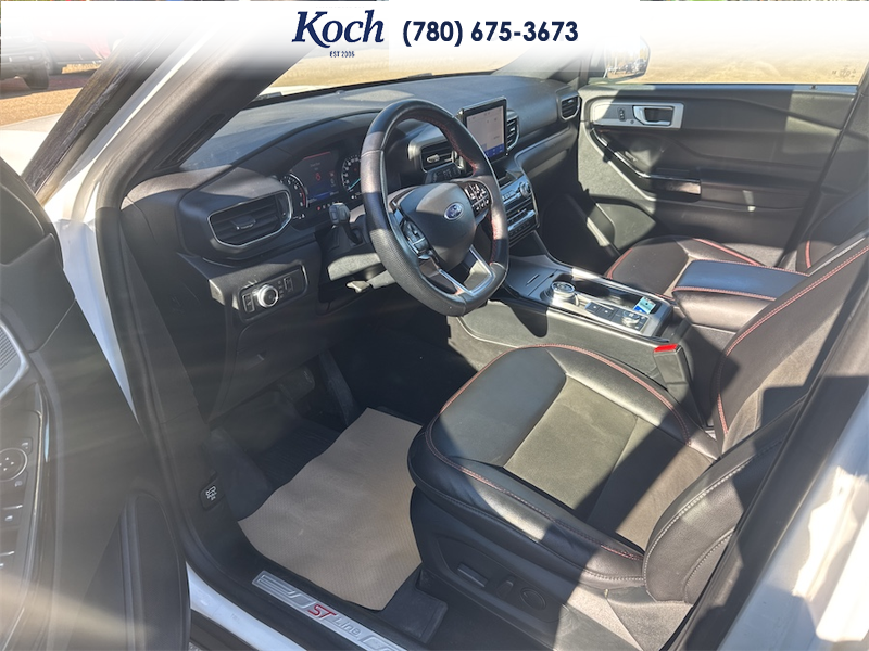 USED 2022 Ford Explorer ST-Line - Star White Tri-coat Metallic Exterior - $37,995 - Stock #A26150A - VIN 1FMSK8KH3NGB93212 - Photo 17