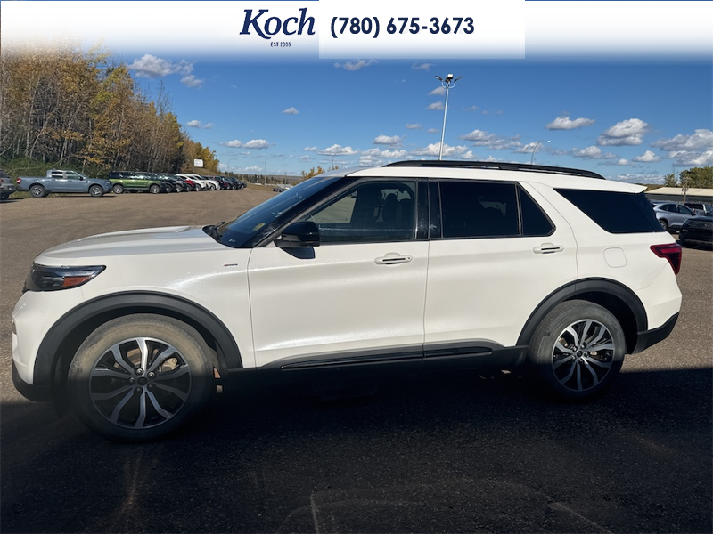USED 2022 Ford Explorer ST-Line - Star White Tri-coat Metallic Exterior - $37,995 - Stock #A26150A - VIN 1FMSK8KH3NGB93212 - Photo 6