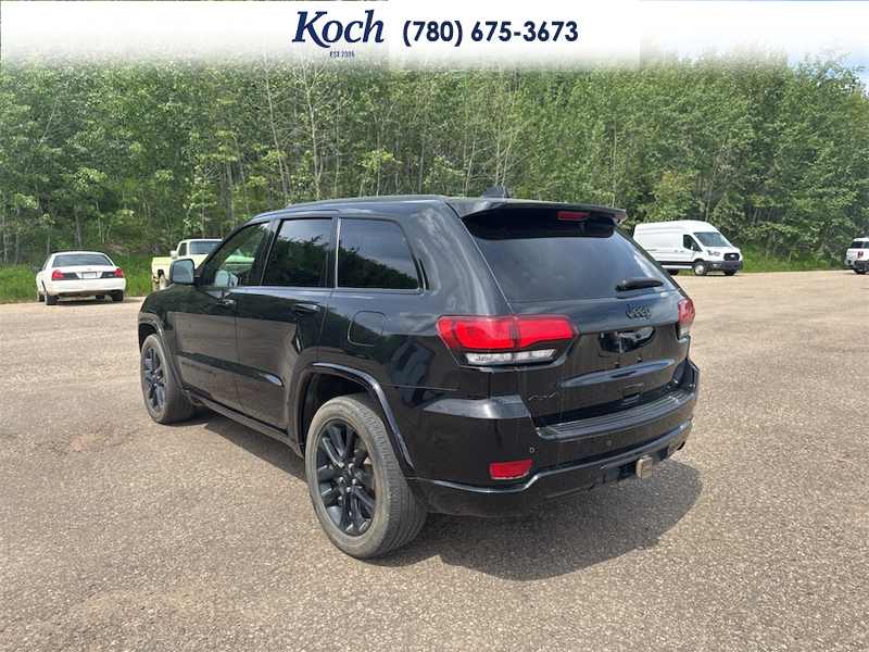 USED 2022 Jeep Grand Cherokee WK Altitude - Black Exterior - $34,995 - Stock #A26176A - VIN 1C4RJFAG8NC163634 - Photo 3