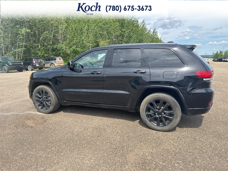 USED 2022 Jeep Grand Cherokee WK Altitude - Black Exterior - $34,995 - Stock #A26176A - VIN 1C4RJFAG8NC163634 - Photo 8