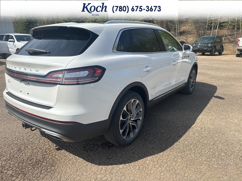 USED 2022 Lincoln Nautilus Reserve - White Exterior - $39,250 - Stock #AR543 - VIN 2LMPJ8K91NBL15269 - Photo 11