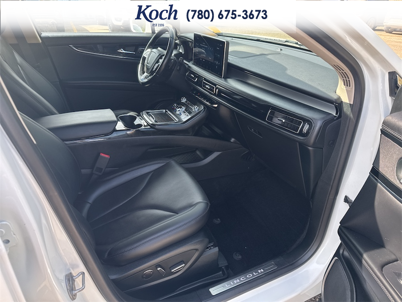 USED 2022 Lincoln Nautilus Reserve - White Exterior - $39,250 - Stock #AR543 - VIN 2LMPJ8K91NBL15269 - Photo 21