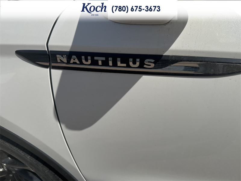 USED 2022 Lincoln Nautilus Reserve - Pristine White Metallic Tri-coat Exterior / EBONY PERFORATED LEATHER Interior - $41,995 - Stock #AR516 - VIN 2LMPJ8KP5NBL15659 - Photo 37