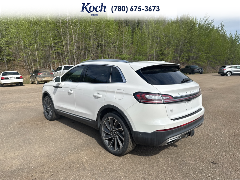 USED 2022 Lincoln Nautilus Reserve - Pristine White Metallic Tri-coat Exterior / EBONY PERFORATED LEATHER Interior - $41,995 - Stock #AR516 - VIN 2LMPJ8KP5NBL15659 - Photo 3