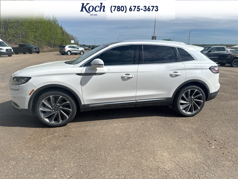USED 2022 Lincoln Nautilus Reserve - Pristine White Metallic Tri-coat Exterior / EBONY PERFORATED LEATHER Interior - $41,995 - Stock #AR516 - VIN 2LMPJ8KP5NBL15659 - Photo 6