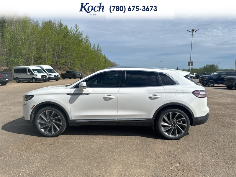 USED 2022 Lincoln Nautilus Reserve - Pristine White Metallic Tri-coat Exterior / EBONY PERFORATED LEATHER Interior - $41,995 - Stock #AR516 - VIN 2LMPJ8KP5NBL15659 - Photo 7