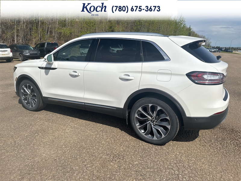 USED 2022 Lincoln Nautilus Reserve - White Exterior - $39,250 - Stock #AR543 - VIN 2LMPJ8K91NBL15269 - Photo 8