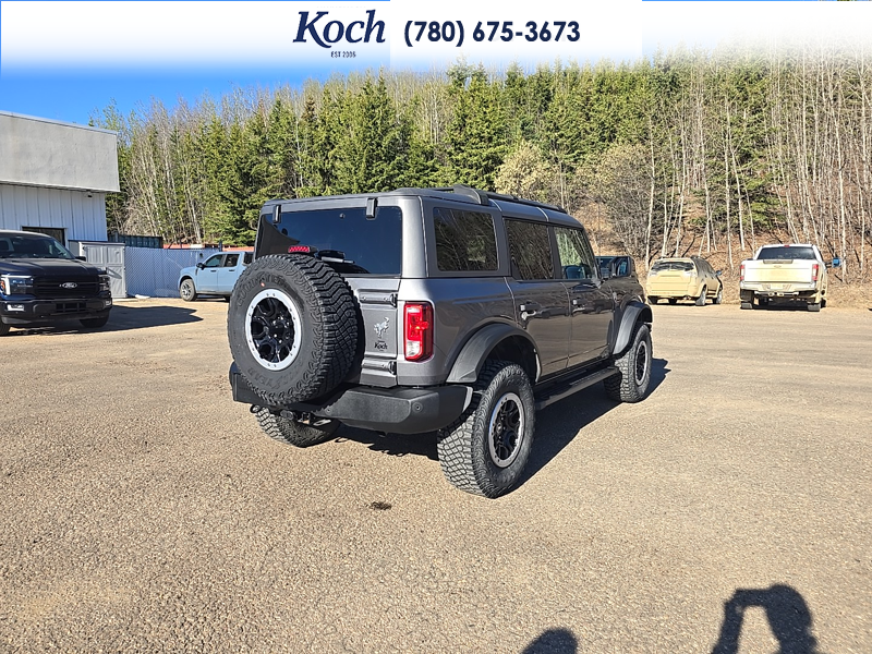 USED 2024 Ford Bronco Big Bend - Carbonized Grey Metallic Exterior / VINYL GREY/ BLACK Interior - $57,500 - Stock #AR612 - VIN 1FMDE7BH7RLA30165 - Photo 11