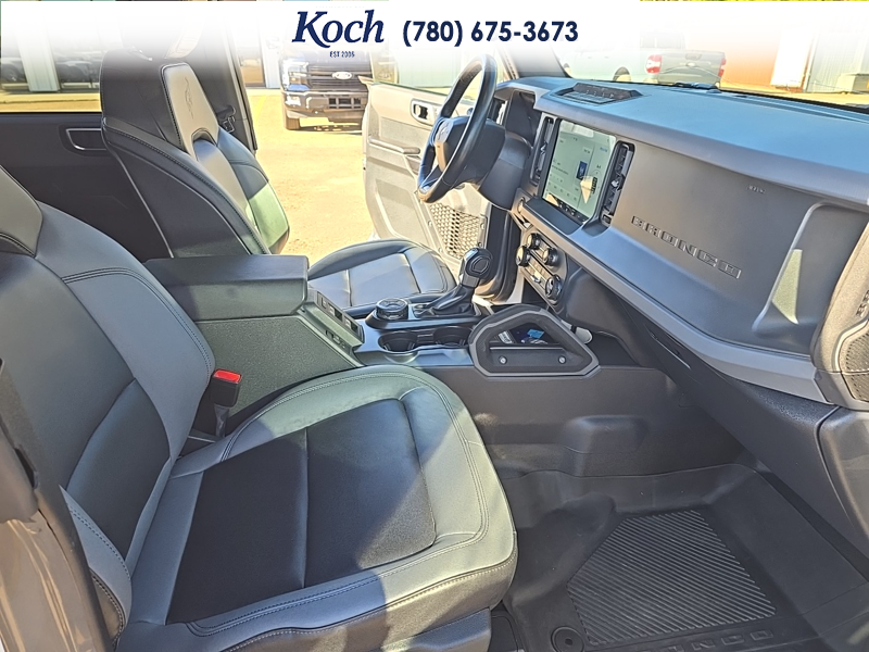 USED 2024 Ford Bronco Big Bend - Carbonized Grey Metallic Exterior / VINYL GREY/ BLACK Interior - $57,500 - Stock #AR612 - VIN 1FMDE7BH7RLA30165 - Photo 21