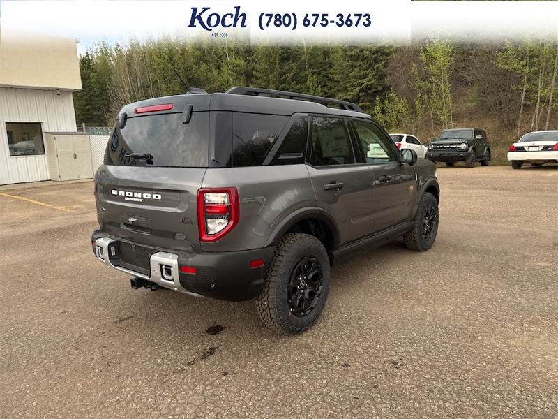 NEW 2025 Ford Bronco Sport Badlands - Carbonized Grey Metallic Exterior / DARK SPACE GREY LEATHER Interior - $54,615 - Stock #A25286 - VIN 3FMCR9DA8SRF75018 - Photo 11