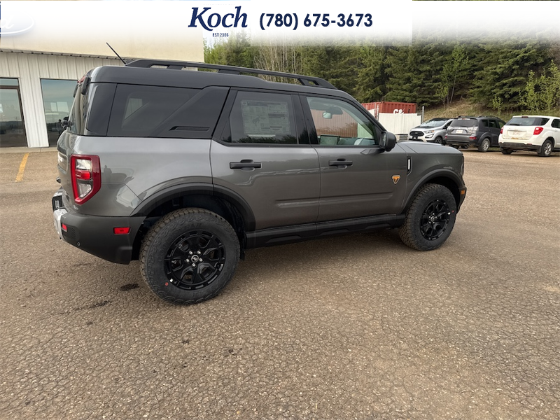 NEW 2025 Ford Bronco Sport Badlands - Carbonized Grey Metallic Exterior / DARK SPACE GREY LEATHER Interior - $54,615 - Stock #A25286 - VIN 3FMCR9DA8SRF75018 - Photo 12