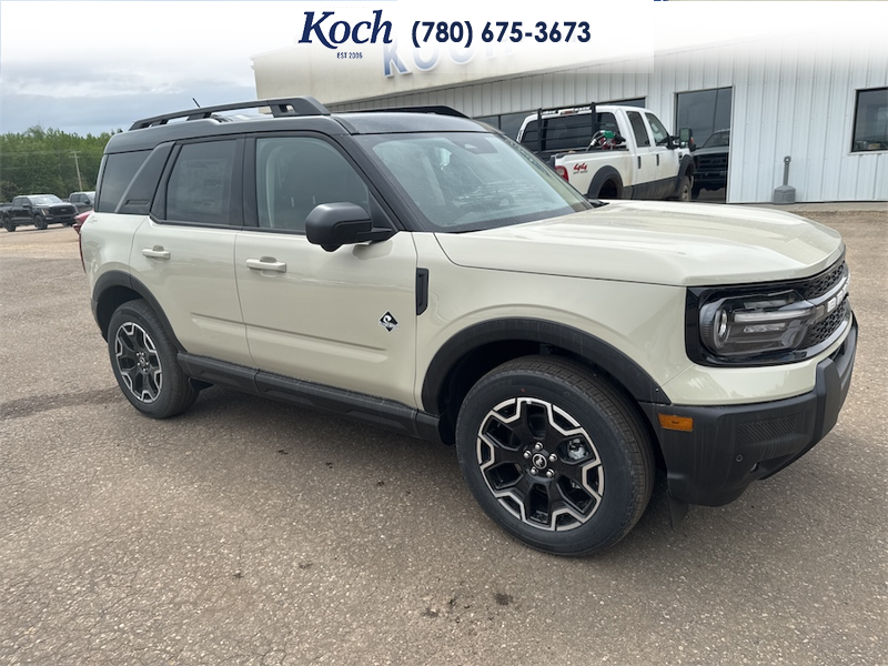 NEW 2025 Ford Bronco Sport Outer Banks - Desert Sand Exterior / EBONY ROAST Interior - $43,200 - Stock #A25284 - VIN 3FMCR9CN1SRF62521 - Photo 15