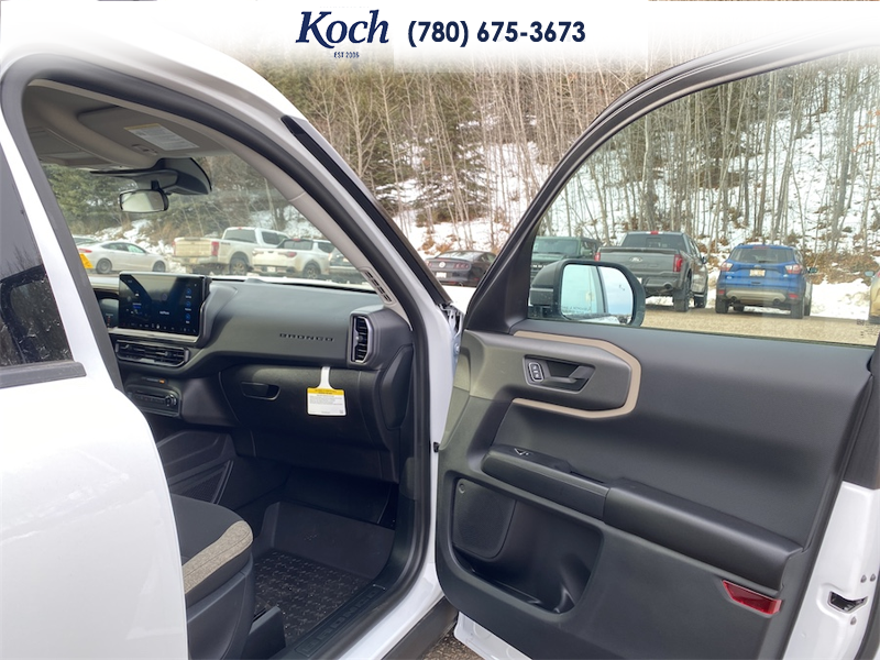 NEW 2025 Ford Bronco Sport Big Bend - Oxford White Exterior / LIGHT SMOKED TRUFFLE Interior - $37,725 - Stock #A25227 - VIN 3FMCR9BN9SRF12550 - Photo 20