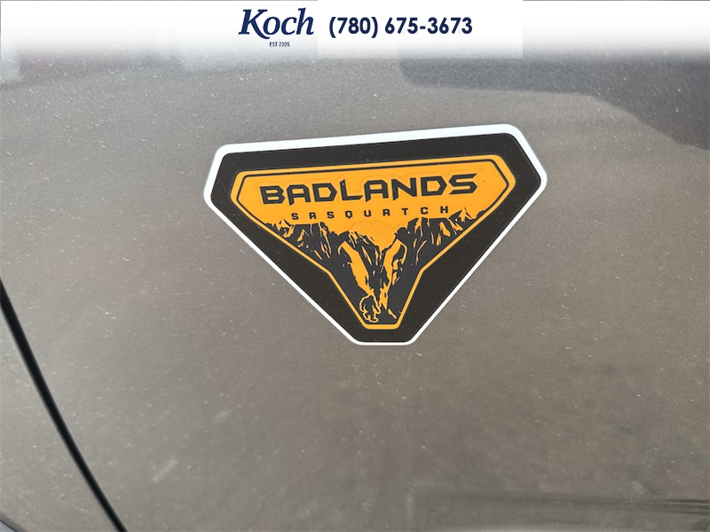 NEW 2025 Ford Bronco Sport Badlands - Carbonized Grey Metallic Exterior / DARK SPACE GREY LEATHER Interior - $54,615 - Stock #A25286 - VIN 3FMCR9DA8SRF75018 - Photo 35