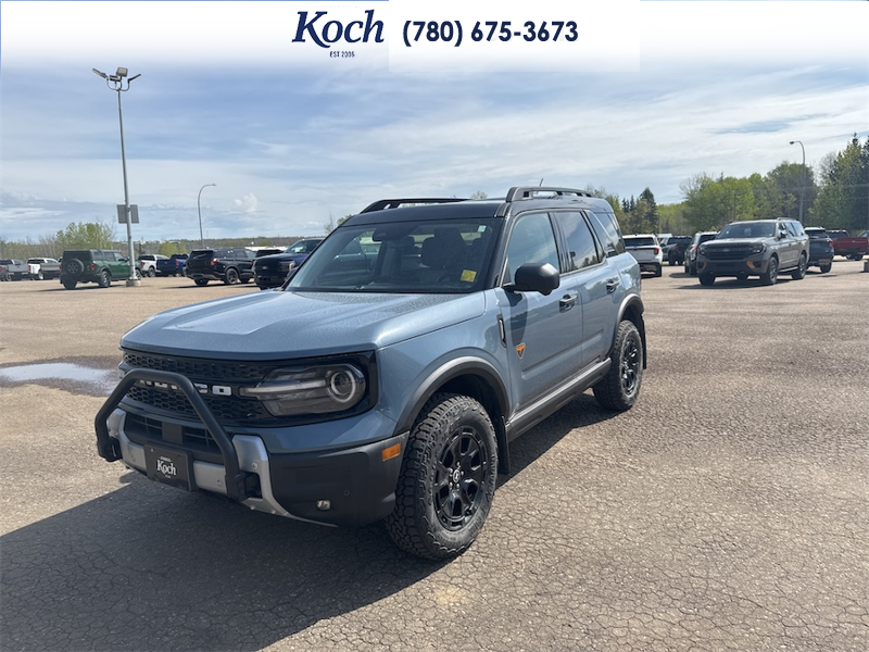 USED 2025 Ford Bronco Sport Badlands - Blue Exterior - $50,695 - Stock #AR564 - VIN 3FMCR9DA3SRE50072 - Photo 4