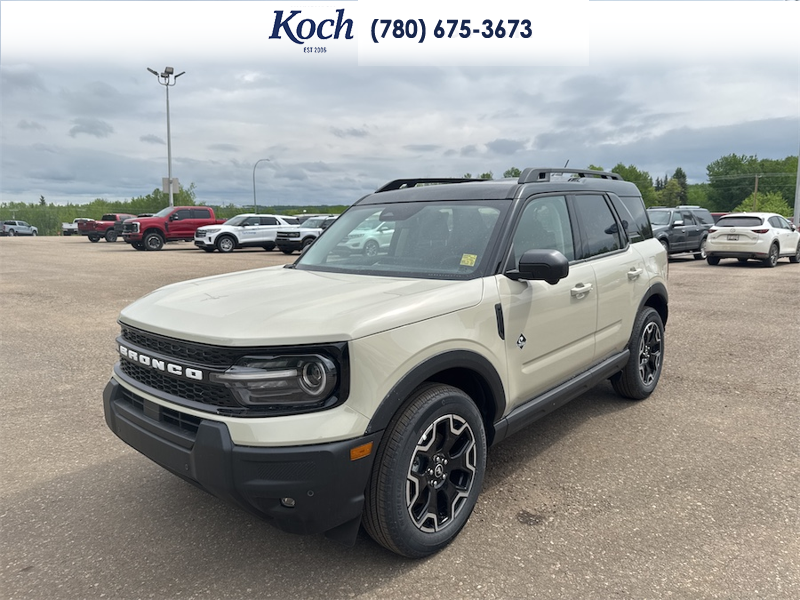 NEW 2025 Ford Bronco Sport Outer Banks - Desert Sand Exterior / EBONY ROAST Interior - $43,200 - Stock #A25284 - VIN 3FMCR9CN1SRF62521 - Photo 4