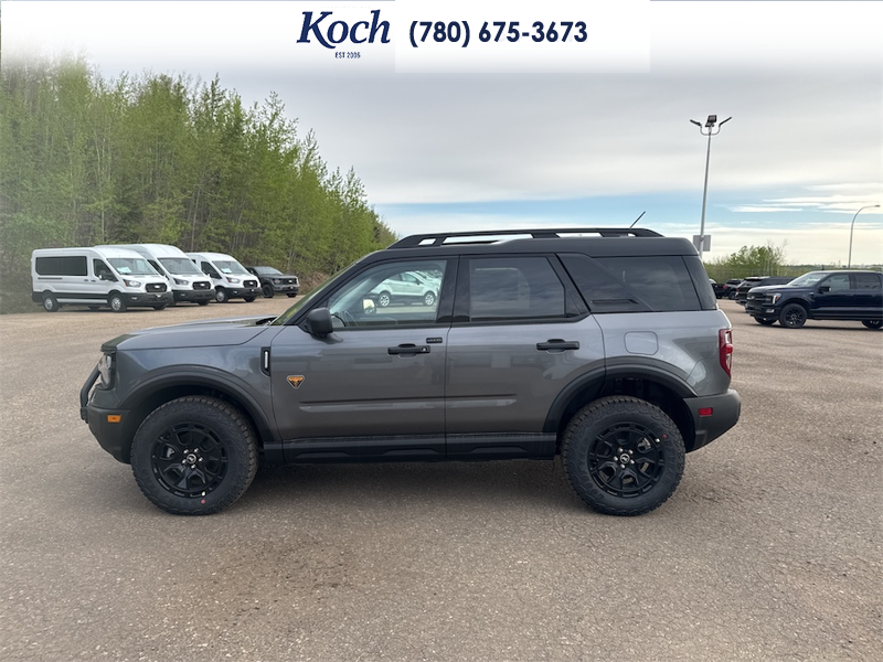 NEW 2025 Ford Bronco Sport Badlands - Carbonized Grey Metallic Exterior / DARK SPACE GREY LEATHER Interior - $54,615 - Stock #A25286 - VIN 3FMCR9DA8SRF75018 - Photo 7