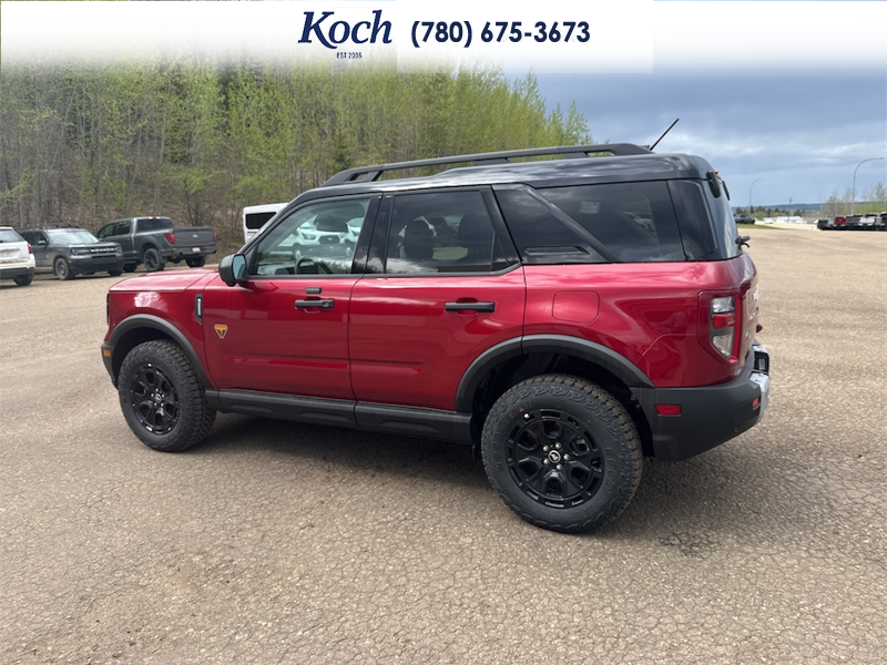 NEW 2025 Ford Bronco Sport Badlands - Ruby Red Tri-coat Metallic Exterior / DARK SPACE GREY LEATHER Interior - $54,660 - Stock #A25287 - VIN 3FMCR9DA6SRF73963 - Photo 8