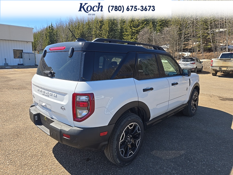 NEW 2026 Ford Bronco Sport Outer Banks - Oxford White Exterior / EBONY BROWN VINYL Interior - $41,690 - Stock #A26146 - VIN 3FMCR9CN7TRE38626 - Photo 11