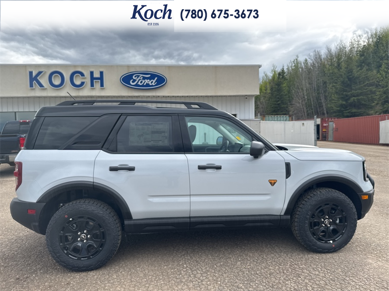NEW 2026 Ford Bronco Sport Badlands - Crystal White Tricoat Exterior / DARK SPACE GREY LEATHER Interior - $50,656 - Stock #A26055 - VIN 3FMCR9DAXTRE09973 - Photo 13