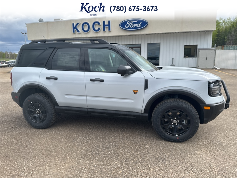 NEW 2026 Ford Bronco Sport Badlands - Crystal White Tricoat Exterior / DARK SPACE GREY LEATHER Interior - $50,656 - Stock #A26055 - VIN 3FMCR9DAXTRE09973 - Photo 14