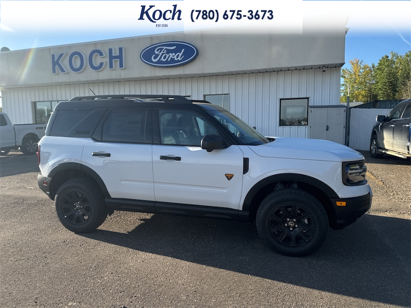 NEW 2026 Ford Bronco Sport Badlands - Oxford White Exterior / DARK SPACE GREY, LEATHER-TRIMMED FRONT SPORT CONTOUR BUCKET SEAT Interior - $50,430 - Stock #A26244 - VIN 3FMCR9DA7TRF11618 - Photo 14