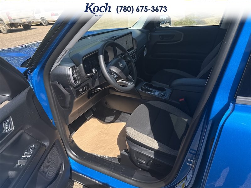 NEW 2026 Ford Bronco Sport Big Bend - Velocity Blue Metallic Exterior / MEDIUM LT SMOKED TRUFFLE, CLOTH HEATED FRONT BUCKET SEATS Interior - $36,748 - Stock #A26205 - VIN 3FMCR9BN4TRE69995 - Photo 17