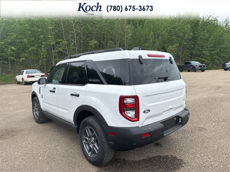 NEW 2026 Ford Bronco Sport Big Bend - Oxford White Exterior / LIGHT SMOKED TRUFFLE Interior - $38,440 - Stock #A26072 - VIN 3FMCR9BN1TRE09379 - Photo 3