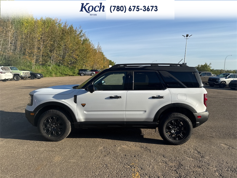 NEW 2026 Ford Bronco Sport Badlands - Oxford White Exterior / DARK SPACE GREY, LEATHER-TRIMMED FRONT SPORT CONTOUR BUCKET SEAT Interior - $50,430 - Stock #A26244 - VIN 3FMCR9DA7TRF11618 - Photo 7