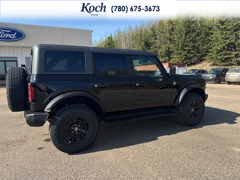 NEW 2026 Ford Bronco Outer Banks - Shadow Black Exterior / BLACK ONYX LEATHER TRIM/VINYL Interior - $85,165 - Stock #A26180 - VIN 1FMEE8BP7TLA88849 - Photo 12