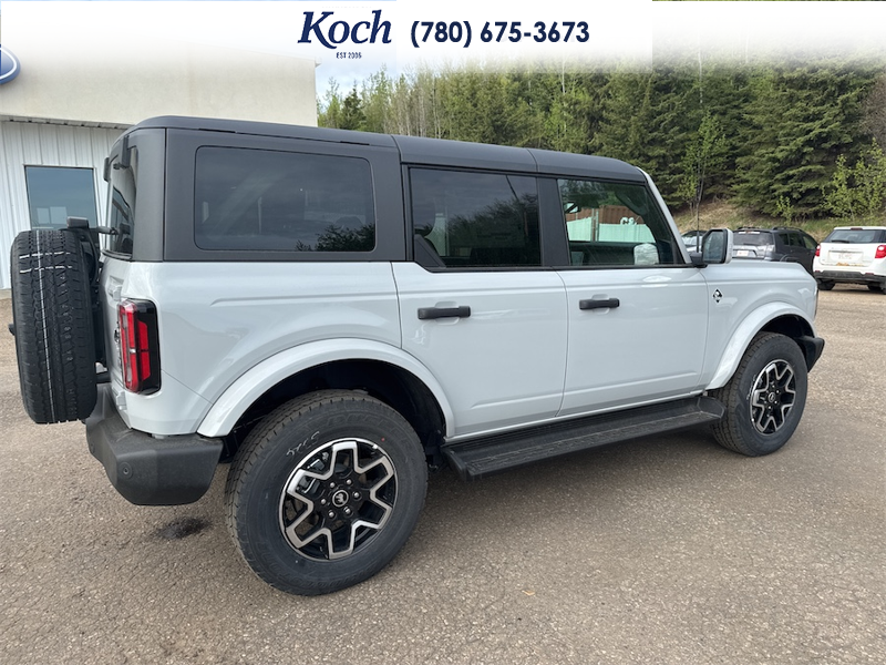 NEW 2026 Ford Bronco Outer Banks - Avalanche Exterior / BLACK ONYX LEATHER TRIM/VINYL Interior - $72,340 - Stock #A26078 - VIN 1FMDE8BH6TLA58407 - Photo 12