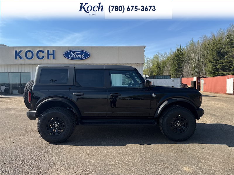NEW 2026 Ford Bronco Outer Banks - Shadow Black Exterior / BLACK ONYX LEATHER TRIM/VINYL Interior - $85,165 - Stock #A26180 - VIN 1FMEE8BP7TLA88849 - Photo 13