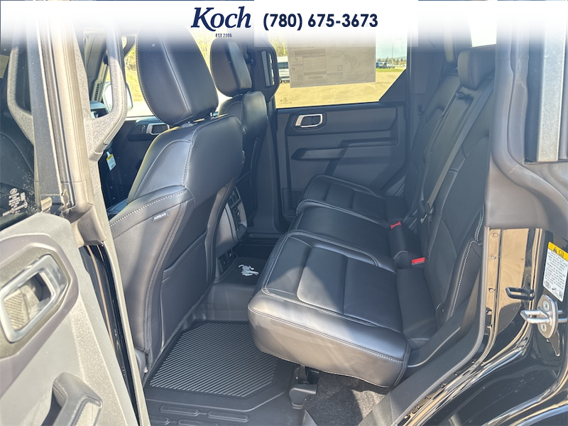 NEW 2026 Ford Bronco Outer Banks - Shadow Black Exterior / BLACK ONYX LEATHER TRIM/VINYL Interior - $85,165 - Stock #A26180 - VIN 1FMEE8BP7TLA88849 - Photo 18