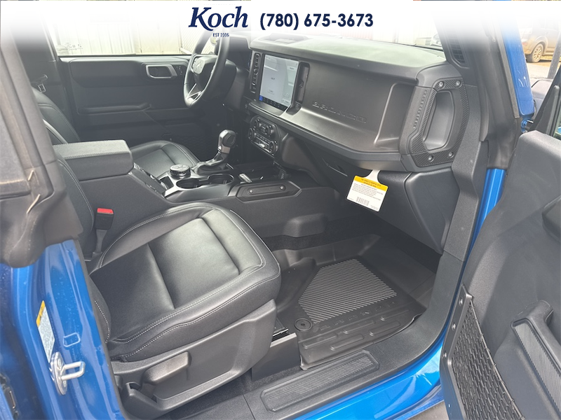 NEW 2026 Ford Bronco Big Bend - Velocity Blue Metallic Exterior / CARMELO PLATINUM LEATHER BUCKET Interior - $58,736 - Stock #A26120 - VIN 1FMDE7BH5TLA61924 - Photo 21