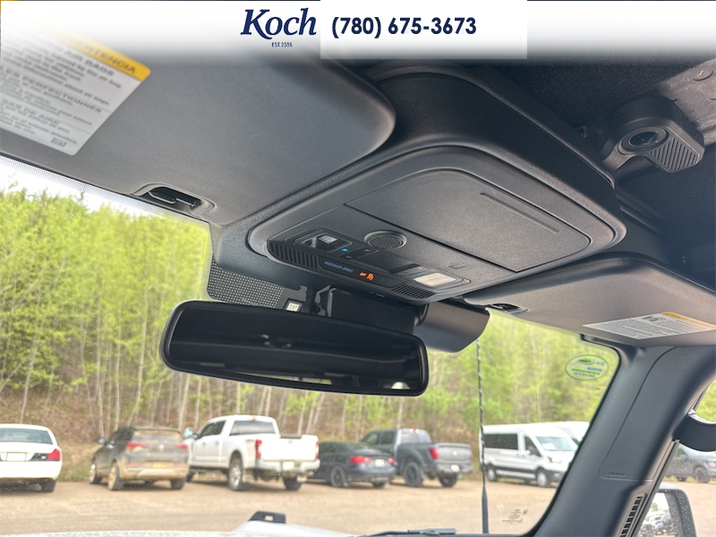 NEW 2026 Ford Bronco Outer Banks - Avalanche Exterior / BLACK ONYX LEATHER TRIM/VINYL Interior - $72,340 - Stock #A26078 - VIN 1FMDE8BH6TLA58407 - Photo 32