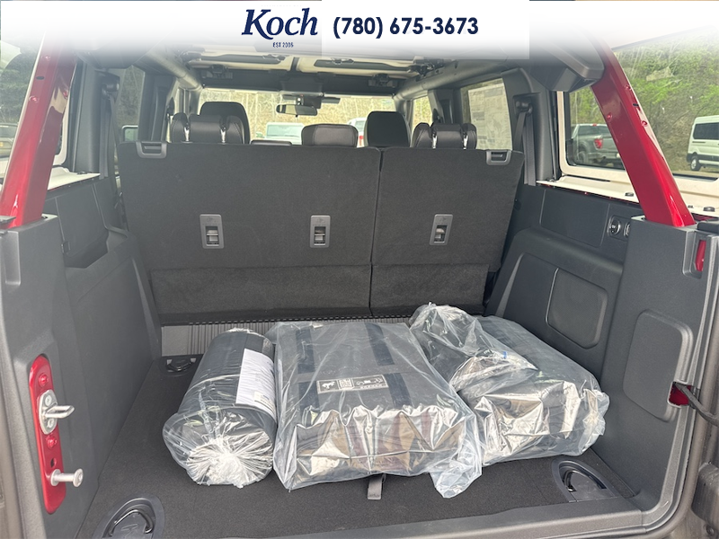 NEW 2026 Ford Bronco Big Bend - Ruby Red Tri-coat Metallic Exterior / VINYL SANDSTONE/BLACK SEATS Interior - $59,523 - Stock #A26053 - VIN 1FMDE7BH4TLA48887 - Photo 38